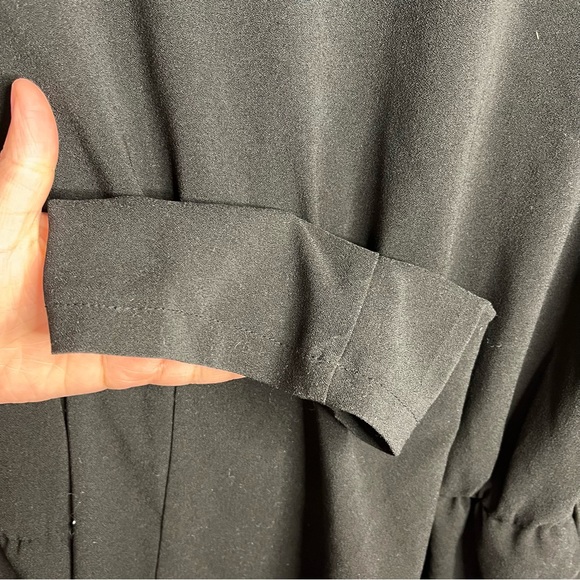 DISCOUNTED Forever 21 Plus Black Jumpsuit with Mesh Upper Short Sleeve 1X - Picture 9 of 11